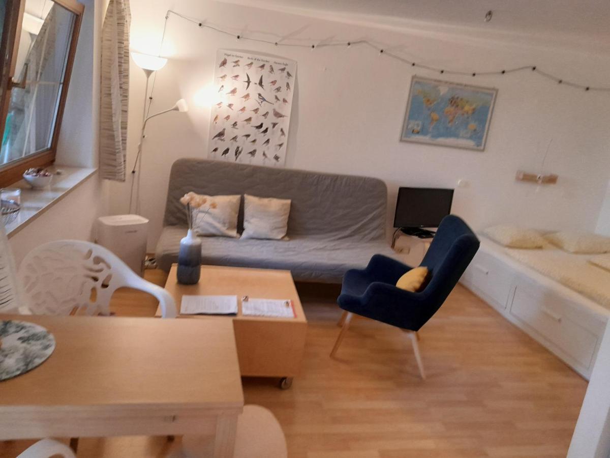 Apartment Mit Kueche Und Balkon Oder Terrasse, Ruhig Und Gut Erreichbar Piding Extérieur photo